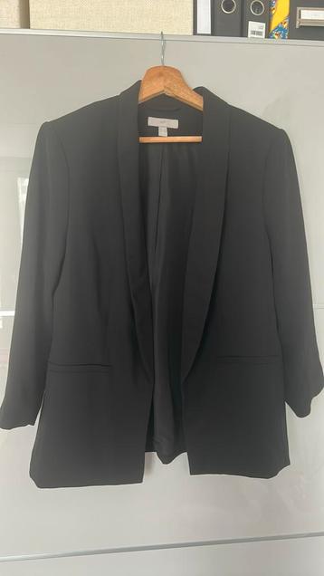 Zwarte blazer van H&M – maat 42  beschikbaar voor biedingen