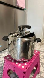 Snelkookpan 6 lt, Huis en Inrichting, Keuken | Potten en Pannen, Ophalen, Gebruikt, Overige materialen