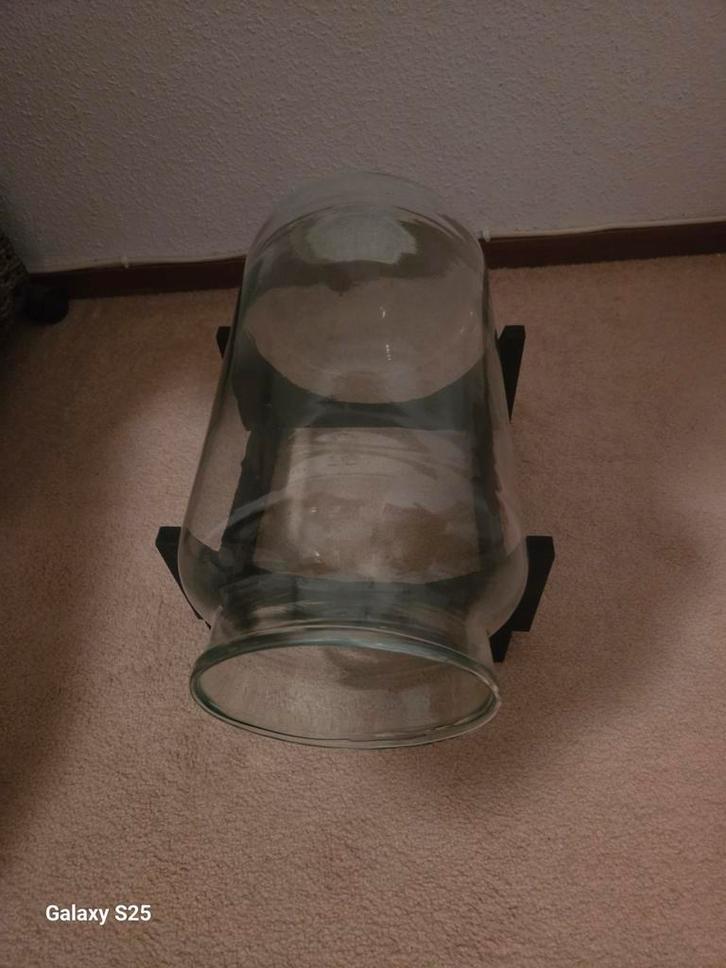 Glazen Vaas op Houten Standaard - Kerstdecoratie, Huis en Inrichting, Woonaccessoires | Vazen, Zo goed als nieuw, Overige kleuren