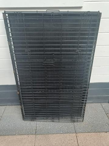 Hondenbench 70x110 beschikbaar voor biedingen