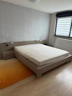 Tweepersoonsbed 180x200 beige taupe incl matras, Ophalen, Verstelbaar, Tweepersoons, Zo goed als nieuw
