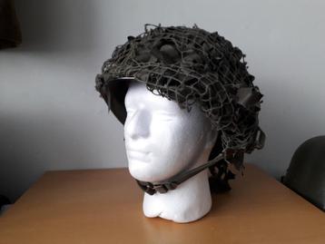 Nederlandse M1 helm met camo-netje beschikbaar voor biedingen