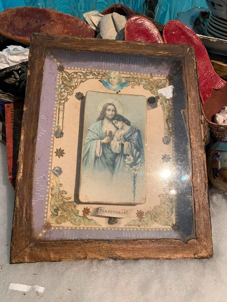 Relikwie religie paaschnagel, Antiek en Kunst, Antiek | Religie, Ophalen of Verzenden