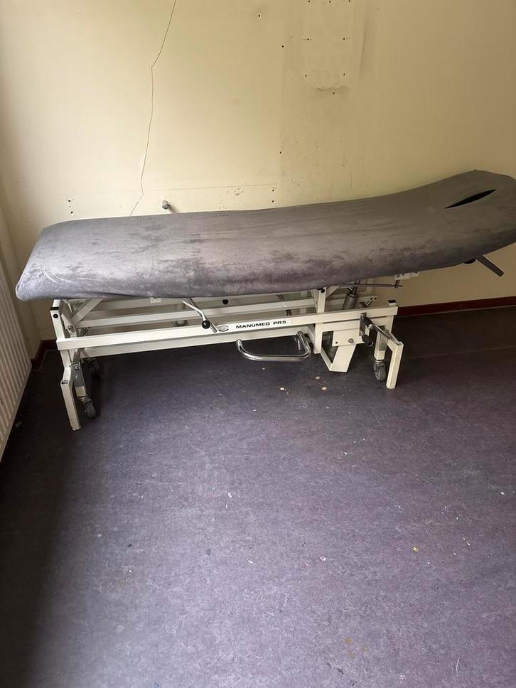 Enraf Nonius Behandeltafel - Functioneert 100%, Sport en Fitness, Massageproducten, Ophalen