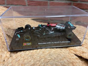 Mercedes Benz AMG formule 1 Lewis Hamilton 1:43 Burago F1