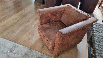Stevige fauteuil met suede look beschikbaar voor biedingen