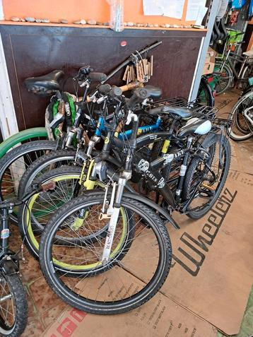 Batavus Snake. 26 inch. 3 versnellingen. 43 of 47 cm beschikbaar voor biedingen