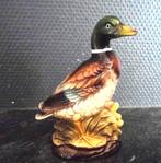 Eend van porselein / biscuit. Handbeschilderd., Verzamelen, Ophalen of Verzenden, Zo goed als nieuw, Dier