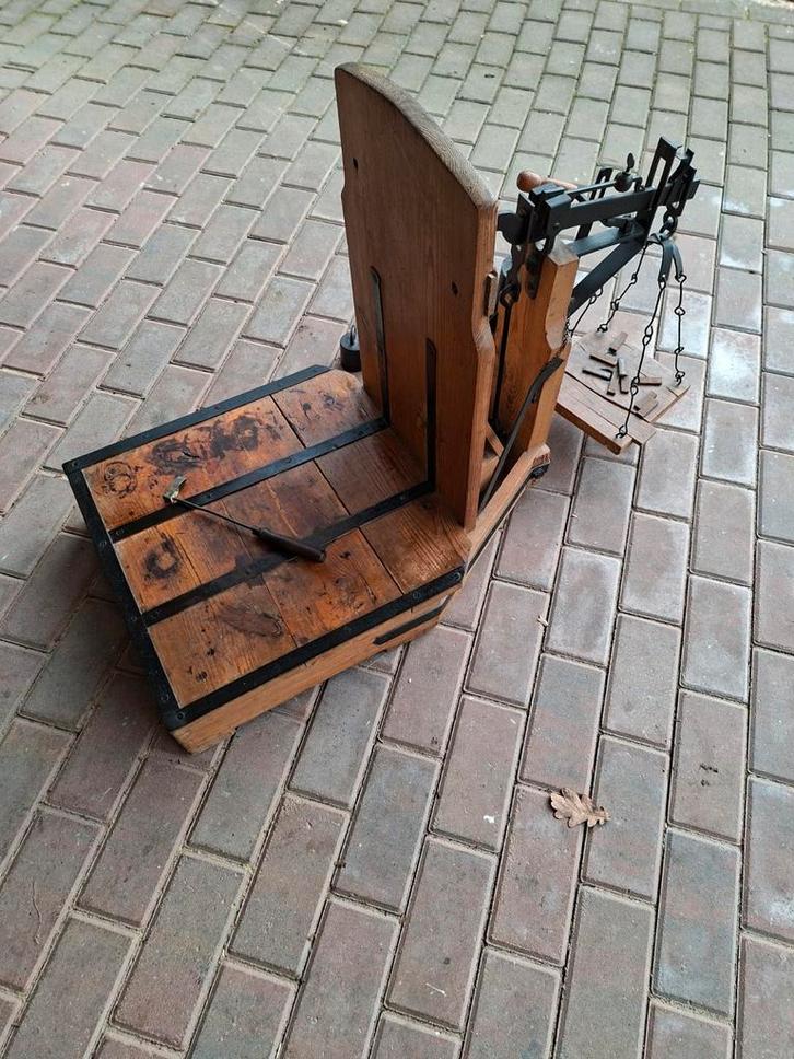 Antieke bascule weegschaal, Antiek en Kunst, Antiek | Gereedschap en Instrumenten, Ophalen