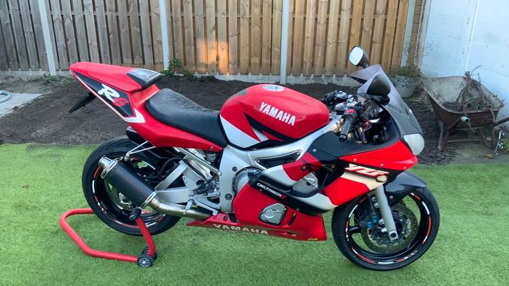 Yamaha r6 nieuwstaat  zeer goed onderhouden, Motoren, Motoren | Yamaha, Particulier, Super Sport, Ophalen