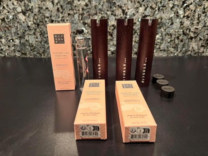 Ritual luxe houten houder met sakura parfum 💖 nieuw, Sieraden, Tassen en Uiterlijk, Uiterlijk | Parfum, Nieuw, Ophalen of Verzenden