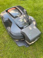 Husqvarna 310 robotmaaier lage urenstand., Tuin en Terras, Robotmaaiers, Ophalen, Zo goed als nieuw
