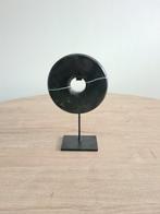 Te koop marmeren ornament op standaard, Huis en Inrichting, Woonaccessoires | Overige, Ophalen of Verzenden, Zo goed als nieuw