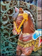 Zoldervondst Antiek lindehout houtsnijwerk verguld paard 60c, Antiek en Kunst, Curiosa en Brocante, Ophalen