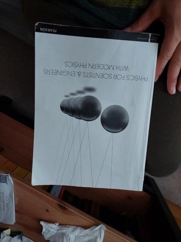 Physics for Scientists & Engineers beschikbaar voor biedingen