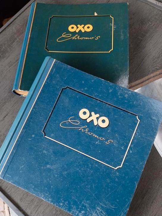 Oxo Chromo Plaatjes 2 boeken bouillon soepen fabriek 600 st, Boeken, Overige Boeken, Gelezen, Ophalen of Verzenden