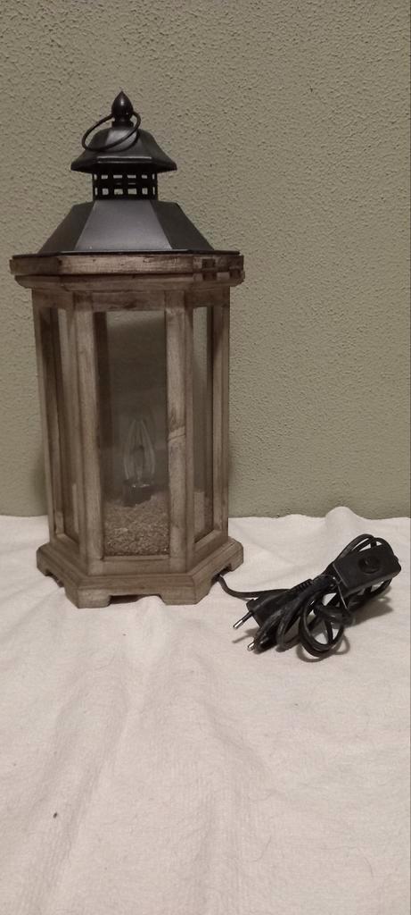 Mooie 6 kantige houten lantaarn met verlichting., Huis en Inrichting, Lampen | Overige, Ophalen of Verzenden
