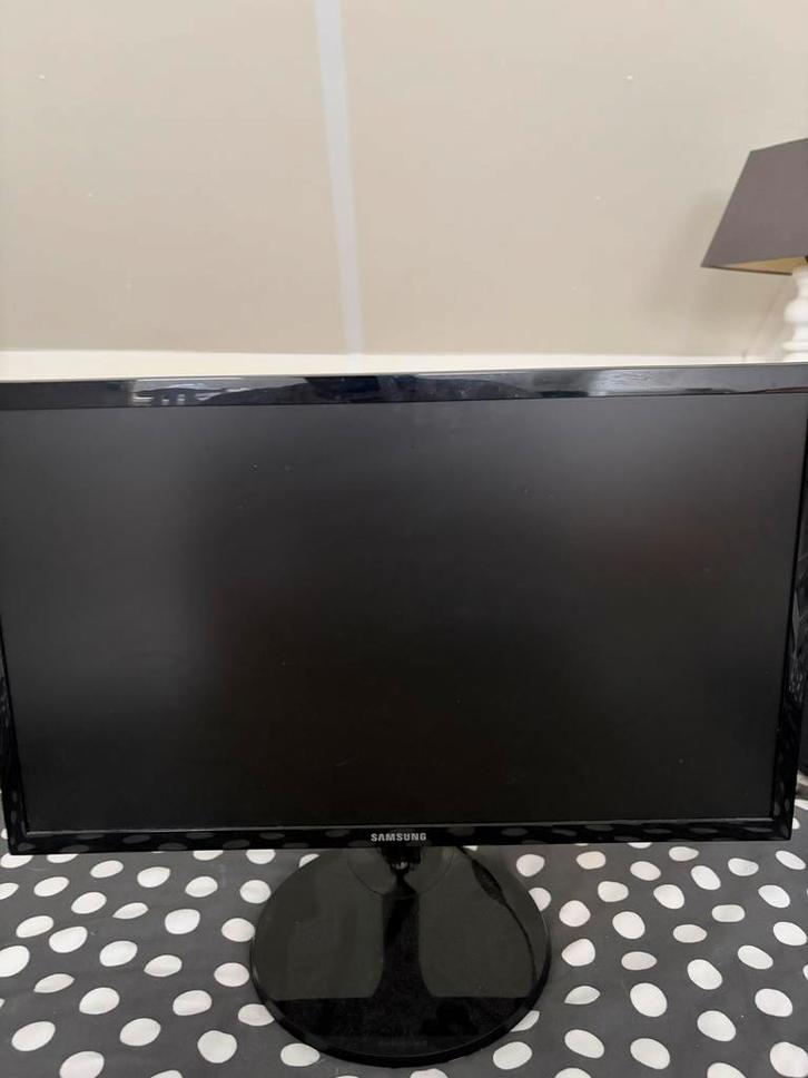 Samsung 24 inch monitor - Ideaal 2e scherm!, Computers en Software, Monitoren, Gebruikt, 60 Hz of minder, HDMI, LED, Full HD, 5 ms of meer