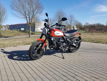 Ducati Scrambler spiegels M10x1,25 beschikbaar voor biedingen