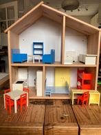 IKEA Poppenhuis met vintage meubelen., Poppenhuis, Gebruikt, Ophalen