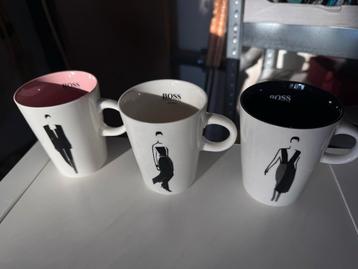 Set van 3 BOSS mokken beschikbaar voor biedingen