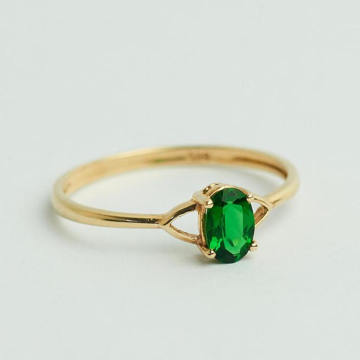 Vintage gouden ring met toermalijn 9 karaat engeland goud, Sieraden, Tassen en Uiterlijk, Ringen, Zo goed als nieuw, Dame, 17 tot 18