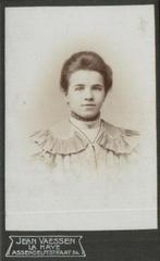 CDV -Jean Vaessen - Den Haag - Assendelftstraat -JURK!!! 2, Gebruikt, Verzenden, Foto, Voor 1940