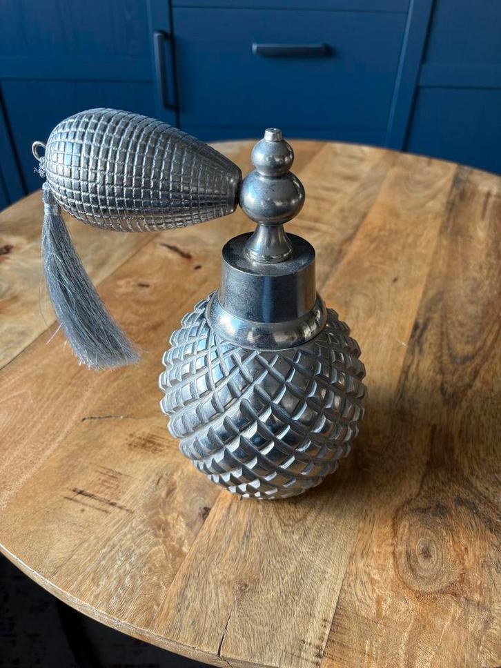 Rivièra Maison Parfumfles, Huis en Inrichting, Woonaccessoires | Kandelaars en Kaarsen, Zo goed als nieuw, Minder dan 25 cm, Metaal