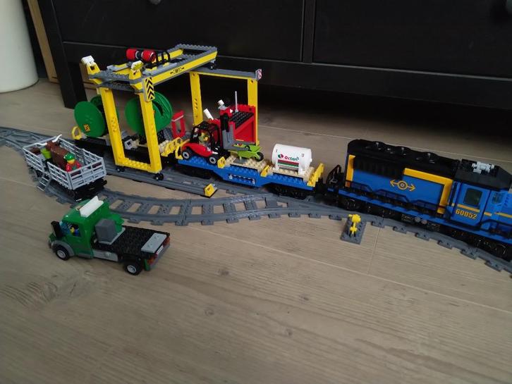 LEGO 60052 Radiografische Goederen Trein, Kinderen en Baby's, Speelgoed | Duplo en Lego, Gebruikt, Lego, Complete set, Ophalen of Verzenden