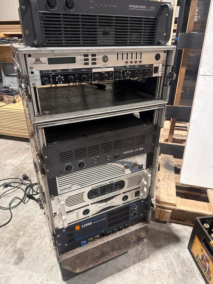 Complete Versterker Rack met Dynacord, Behringer, Cloud, Audio, Tv en Foto, Professionele Audio-, Tv- en Video-apparatuur, Gebruikt