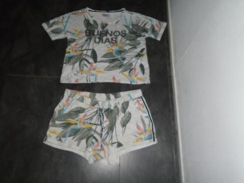 ONLY Leuke Zomer Set Shirtje en Short maat M/L ZGAN, Kleding | Dames, T-shirts, Zo goed als nieuw, Maat 42/44 (L), Overige kleuren