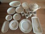 Porcelain service 36 stuks, Huis en Inrichting, Keuken | Servies, Ophalen, Zo goed als nieuw, Overige stijlen, Porselein