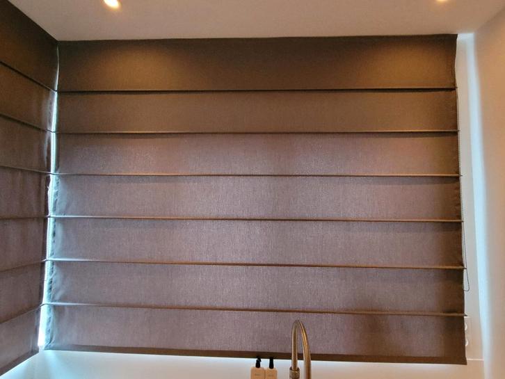 Stijlvol vouwgordijn 205 cm X 160 cm, Huis en Inrichting, Stoffering | Gordijnen en Lamellen, Zo goed als nieuw, 200 cm of meer