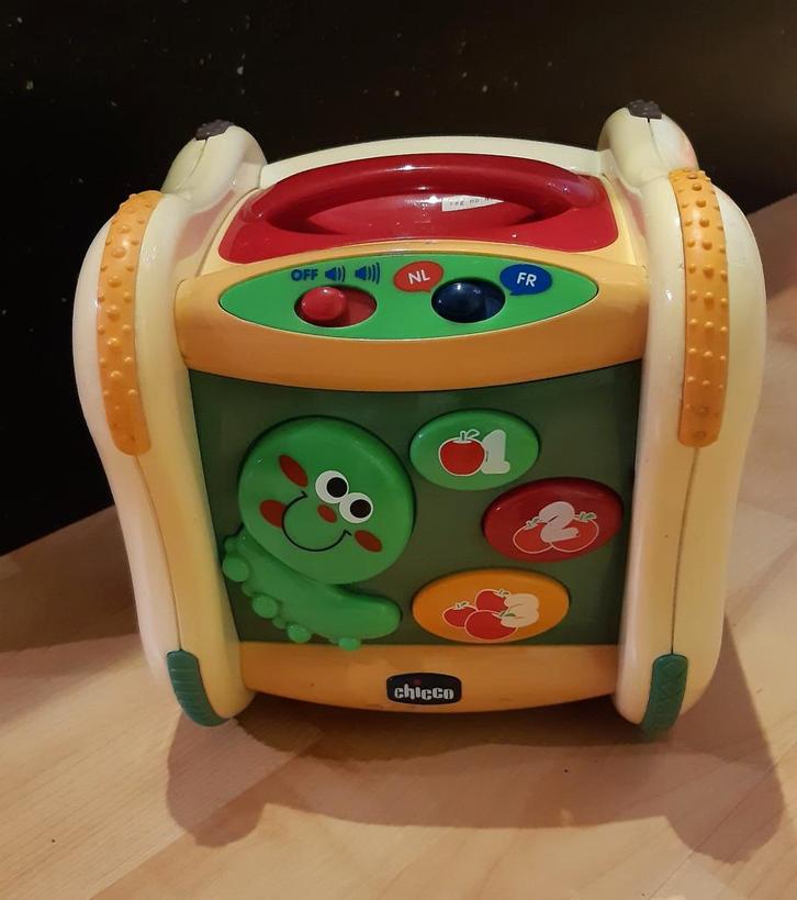 Chicco Baby Activity Cube, Kinderen en Baby's, Speelgoed | Babyspeelgoed, Gebruikt, Overige typen, Met licht, Met geluid, Ophalen of Verzenden