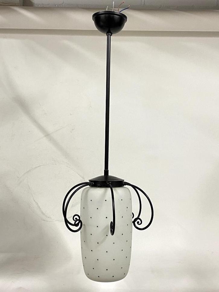 50's vintage glazen hanglamp Mid Century fifties, Huis en Inrichting, Lampen | Hanglampen, Gebruikt, 50 tot 75 cm, Glas, Metaal