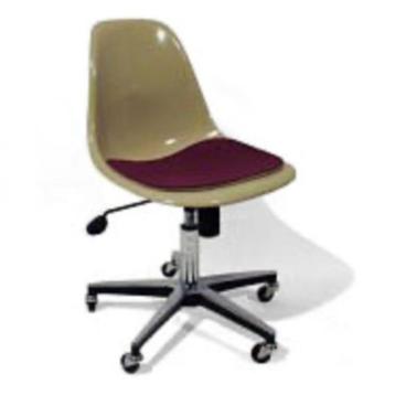 PSCC, Ray & Charles Eames beschikbaar voor biedingen