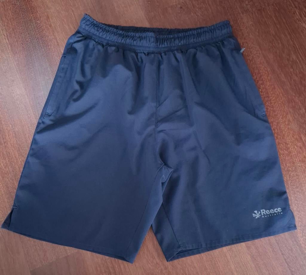 Reece Legacy short donkerblauw maat 152, nieuwstaat!, Ophalen of Verzenden, Zo goed als nieuw, Kleding