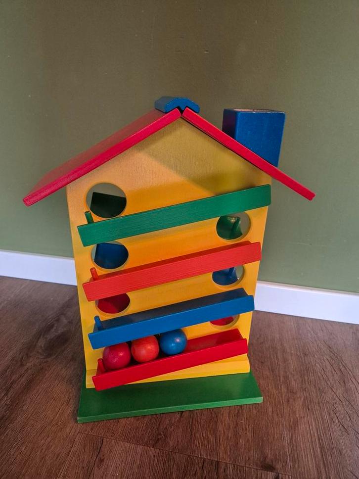 Houten Knikkerbaan Huis - Educatief Speelgoed, Kinderen en Baby's, Speelgoed | Houten speelgoed, Ophalen