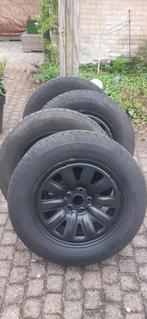 Petlas W671 winterbanden op velg 225/65/r17 voor Rav4, Auto-onderdelen, Ophalen, Gebruikt, Banden en Velgen, 17 inch