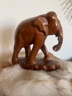 Prachtige teakhouten olifant, Antiek en Kunst, Kunst | Beelden en Houtsnijwerken, Ophalen of Verzenden
