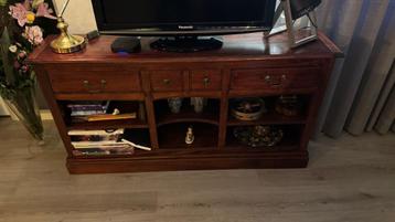 Houten antiek tv meubel (MOET NU WEG!) beschikbaar voor biedingen
