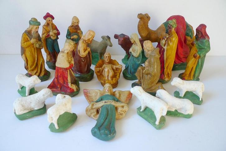 Oude gipsen kerstgroep 20-delig / Fraaie kerststal optioneel, Diversen, Kerst, Zo goed als nieuw, Ophalen of Verzenden