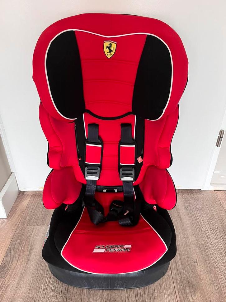 Ferrari autostoel, Kinderen en Baby's, Autostoeltjes, Zo goed als nieuw, Overige merken, Autogordel, Zijbescherming, Ophalen