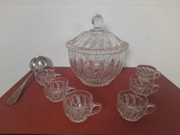 Antieke kristallen bowl / punch kom beschikbaar voor biedingen