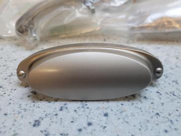 Komgreep, 10 cm breed, boormaat 64mm, 14 stuks, Nieuw! beschikbaar voor biedingen