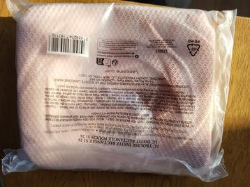nieuw lancome etui  beschikbaar voor biedingen