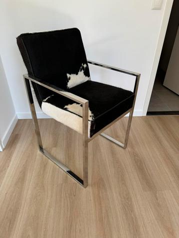 Super leuke design stoel koeienhuid! beschikbaar voor biedingen