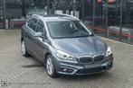 BMW 220i Active Tourer | Luxury Line | Head-up, Origineel Nederlands, Te koop, Zilver of Grijs, 5 stoelen