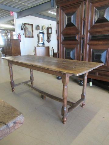Oer 11553 ANTIEKE 17e eeuwse eiken tafel (lengte 177 cm) beschikbaar voor biedingen