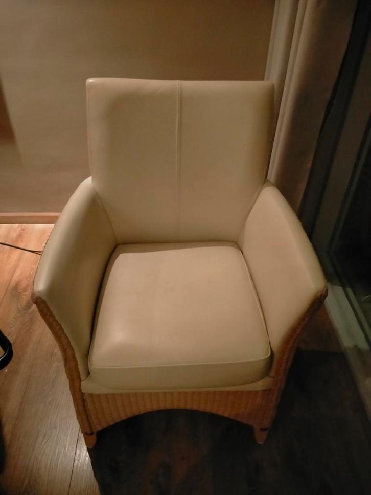 Mooie Loom Stoel - Comfortabel & Stijlvol, Huis en Inrichting, Fauteuils, Gebruikt, Leer, Riet of Rotan, Minder dan 50 cm, Minder dan 75 cm